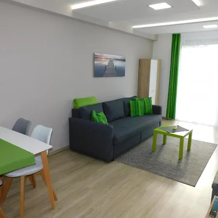 Katamaran Διαμέρισμα