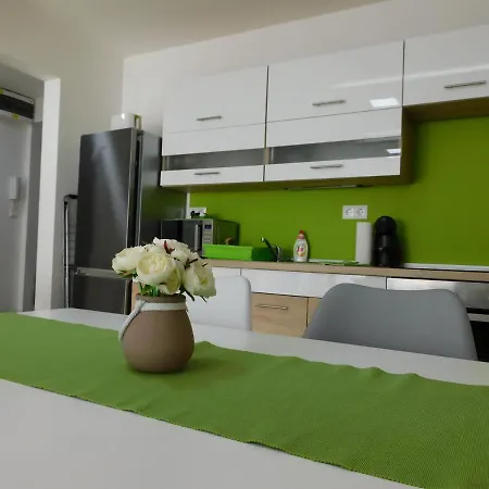 Katamaran Apartment *