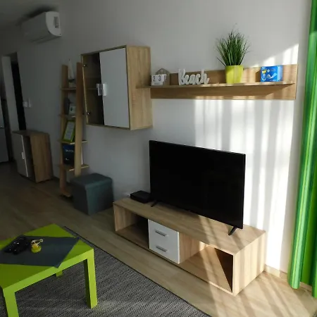 Katamaran Διαμέρισμα *